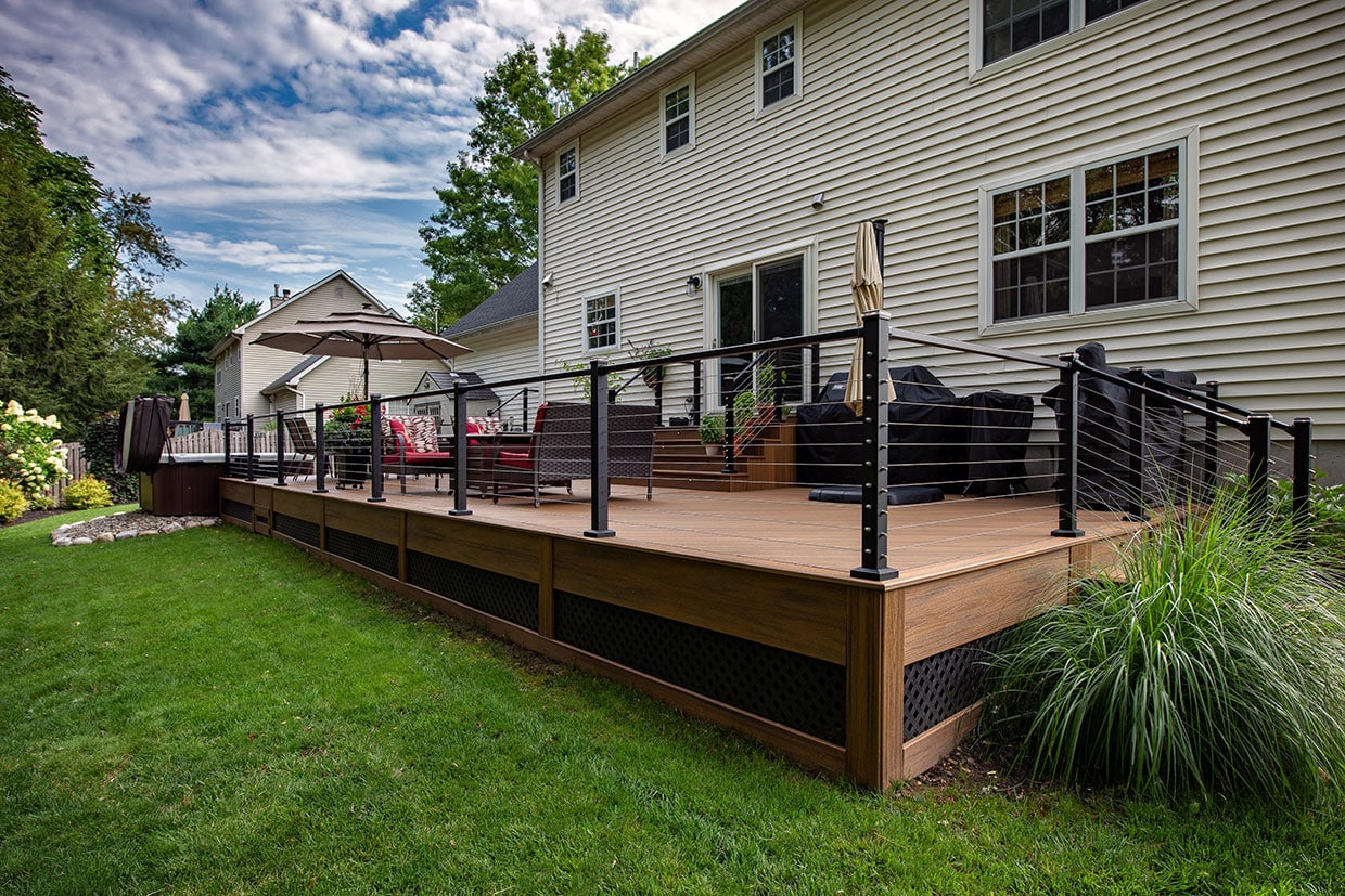 Modern Deck With Cable Railings 2