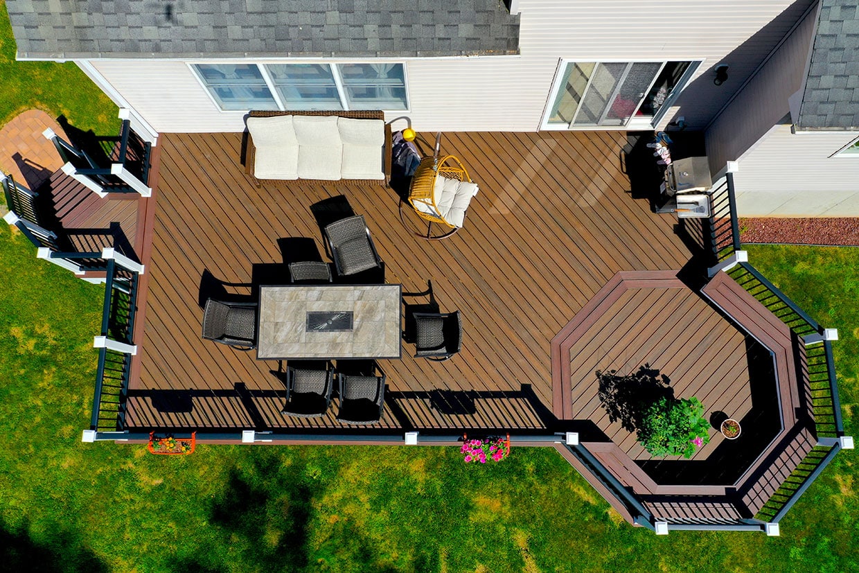 Deck With Octagon Lounge Area 2