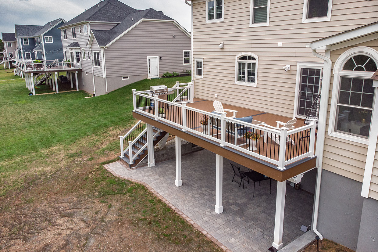 Composite Deck With Vinyl Railings And Under Deck Finishes In Summit 3