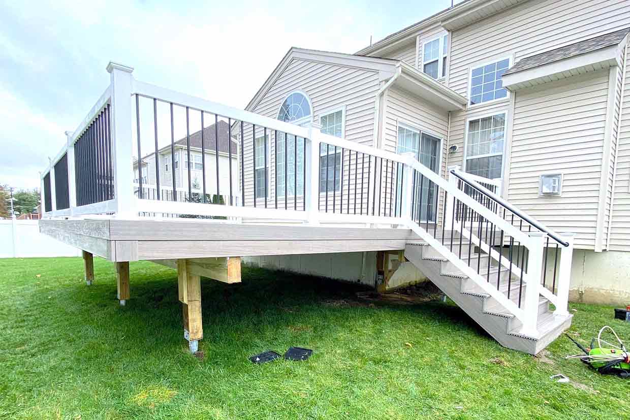 New Composite Deck With 4' Wide Steps 4