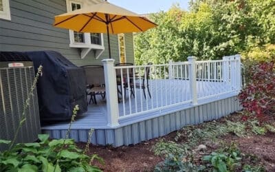 Two Tone Colors On A Large Deck 19