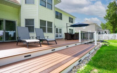 Second Story Modern Deck With Steps 17